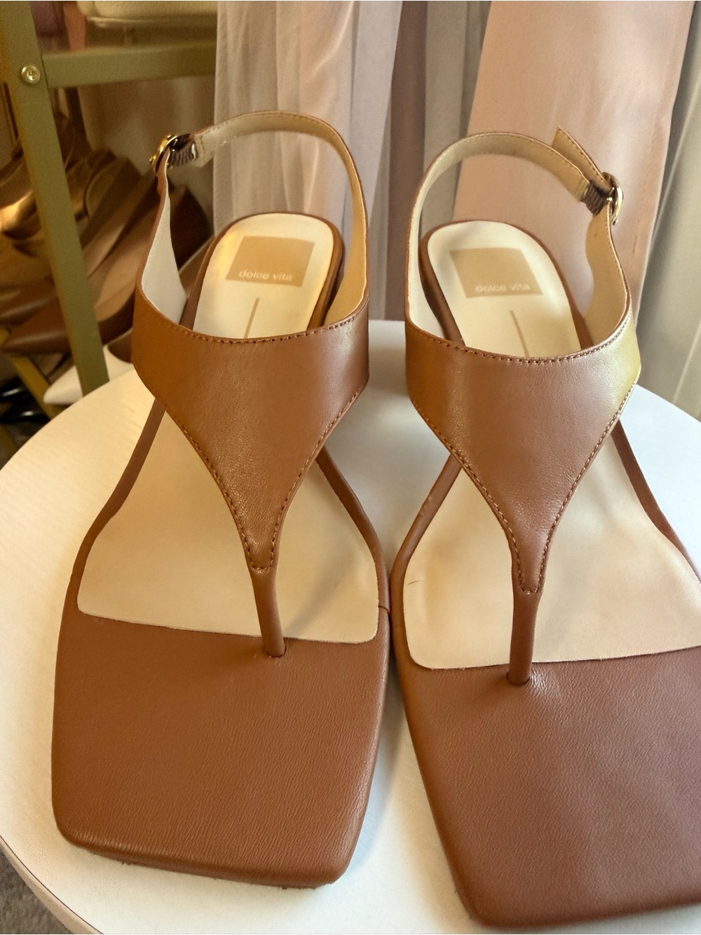 Dolce Vita Cognac brown leather thong slingback block heel sandals size 9.5